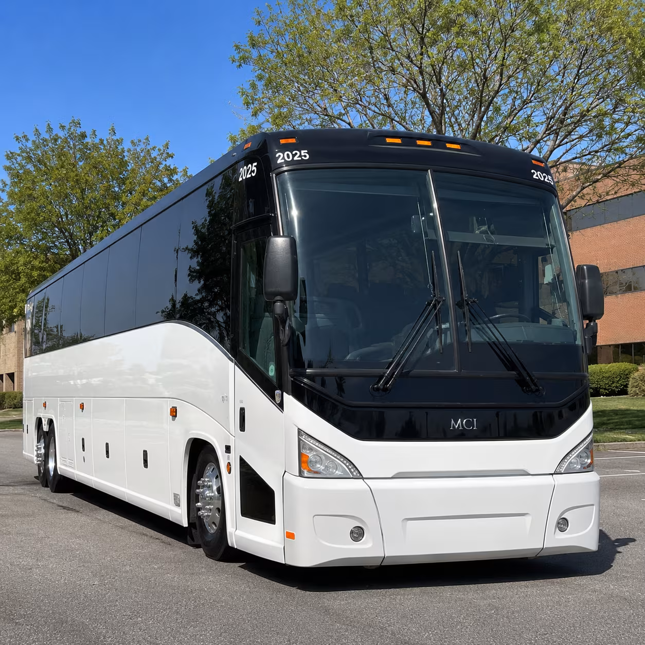 hollywood corporate bus rentals for meetings and conferences