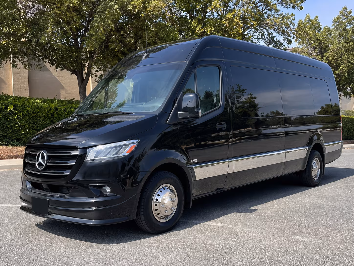 hollywood easy airport shuttle bus rentals in hollywood