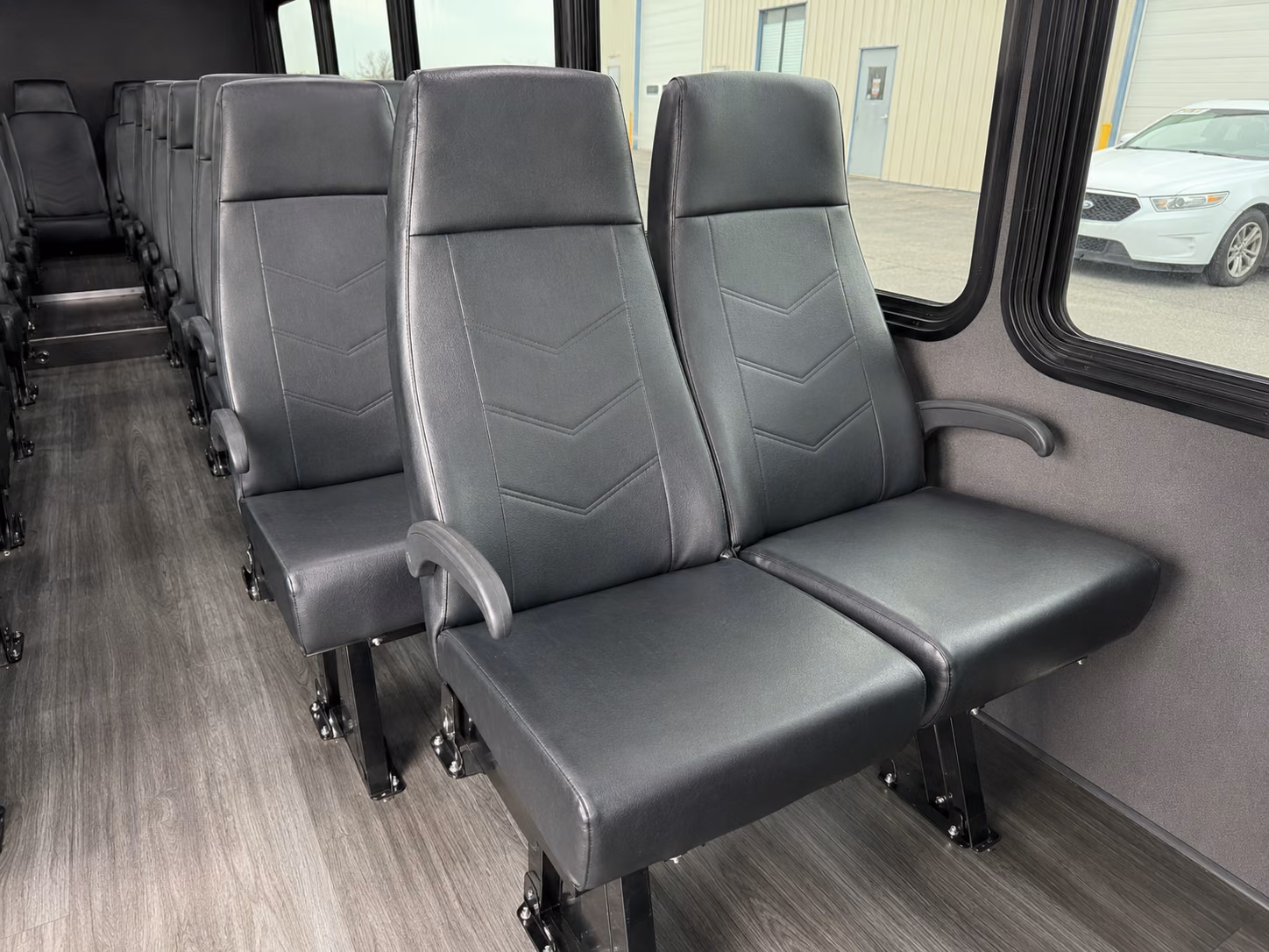hollywood rent a charter bus for your hollywood official travel