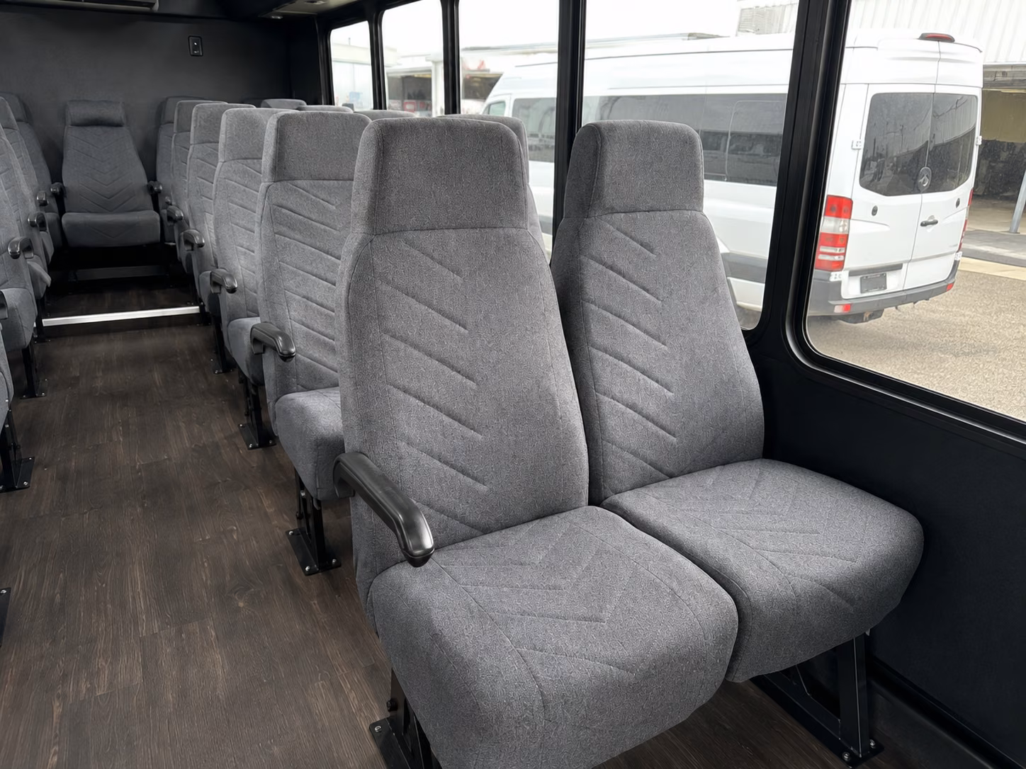 hollywood transportation solutions for hollywood teams and fan groups