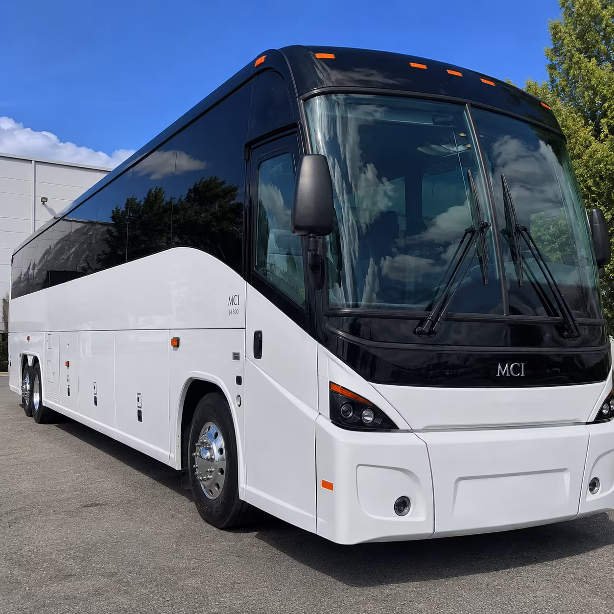 north miami charter bus