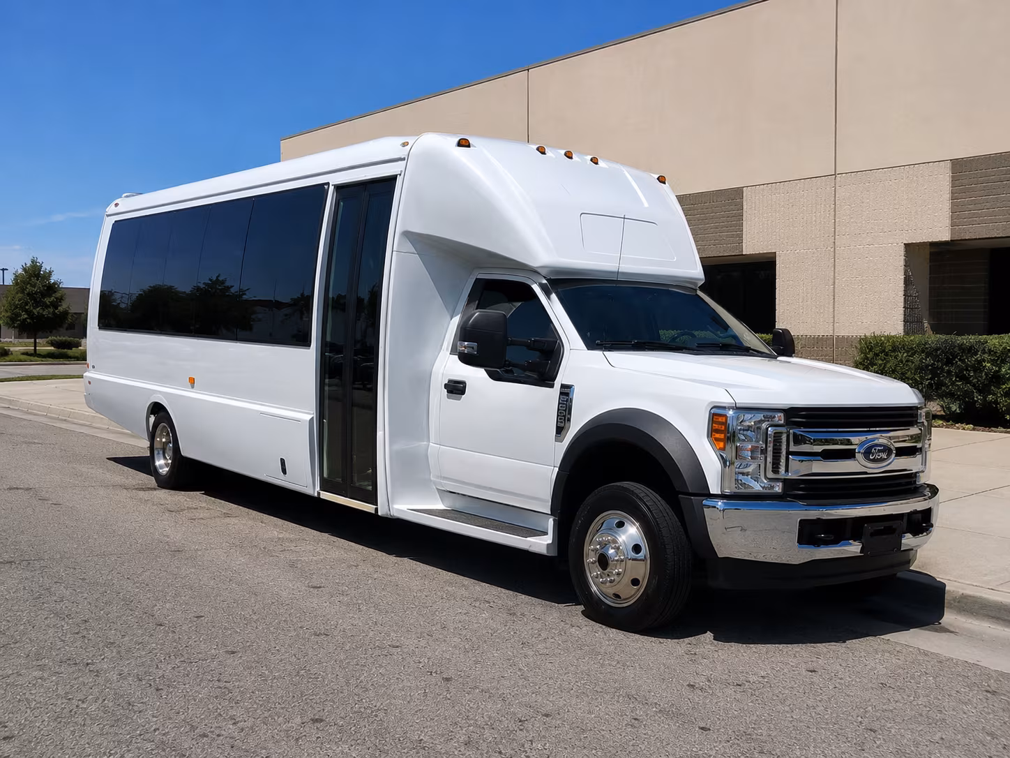 north miami employee charter buses for small teams and large workforces