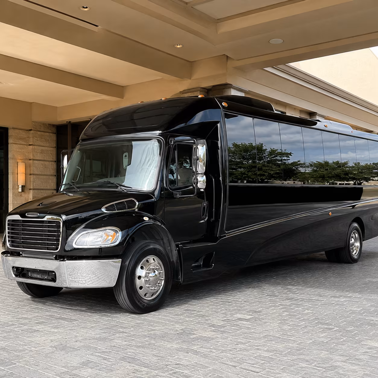 prom venues near doral are easy to reach with the right bus