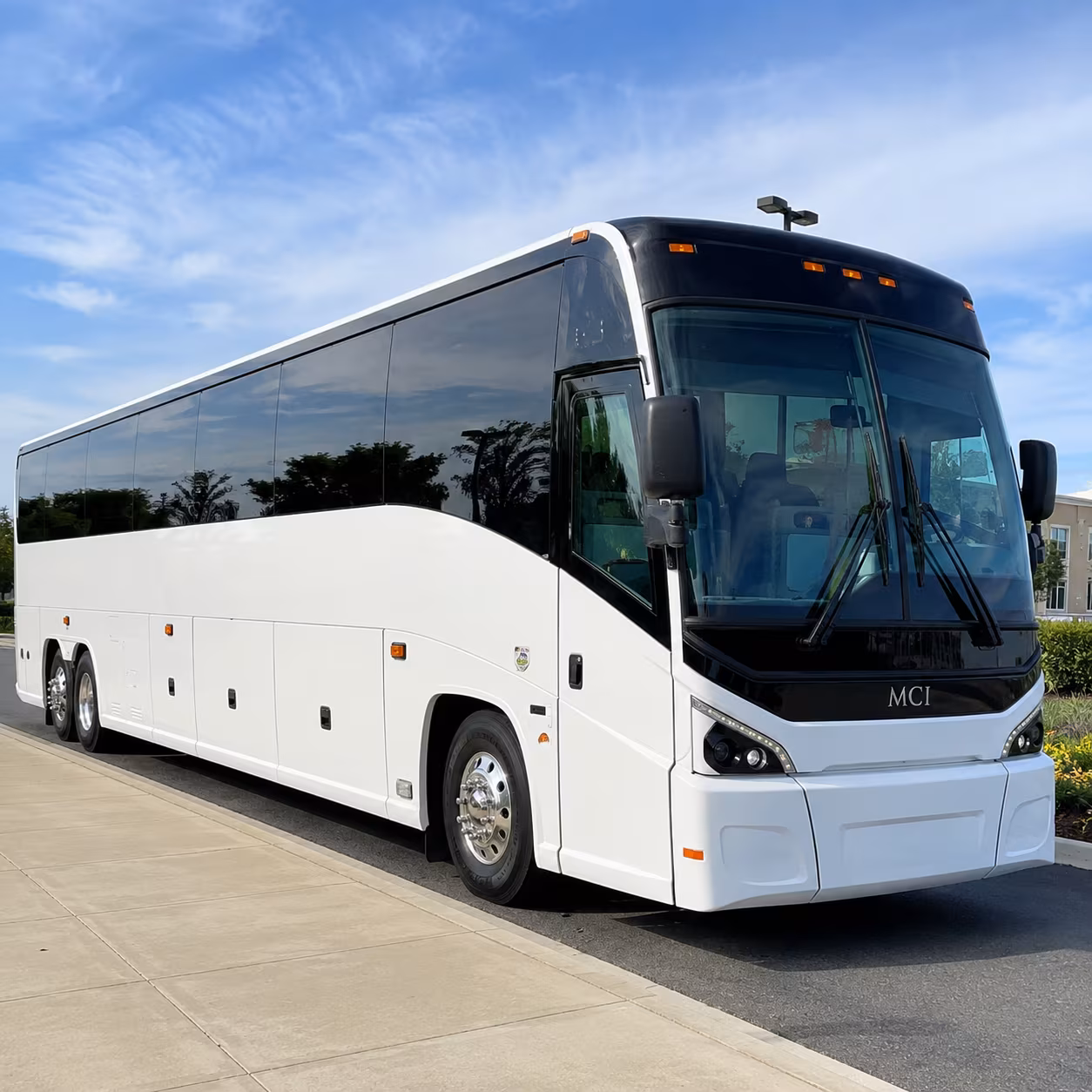 shuttle personnel between southcom and miami federal offices with ease