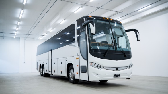 55 passenger charter bus aventura